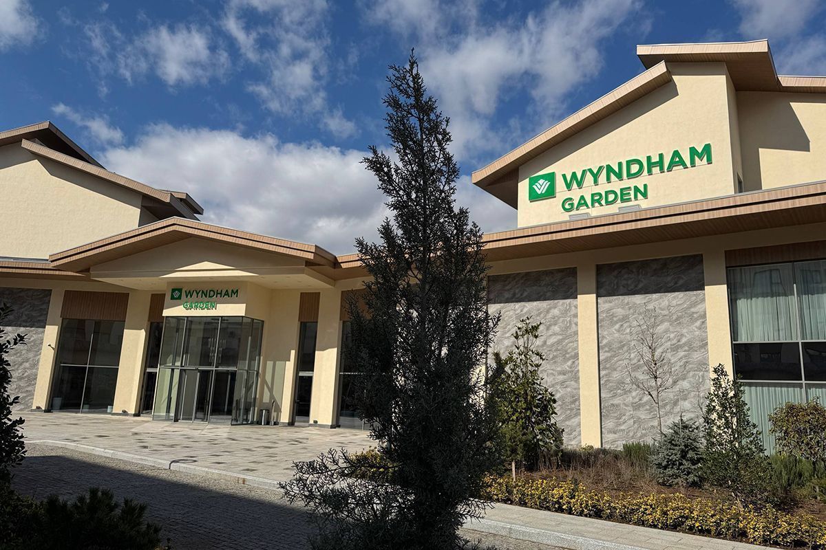 Wyndham Garden Chorvoq Darvozasi