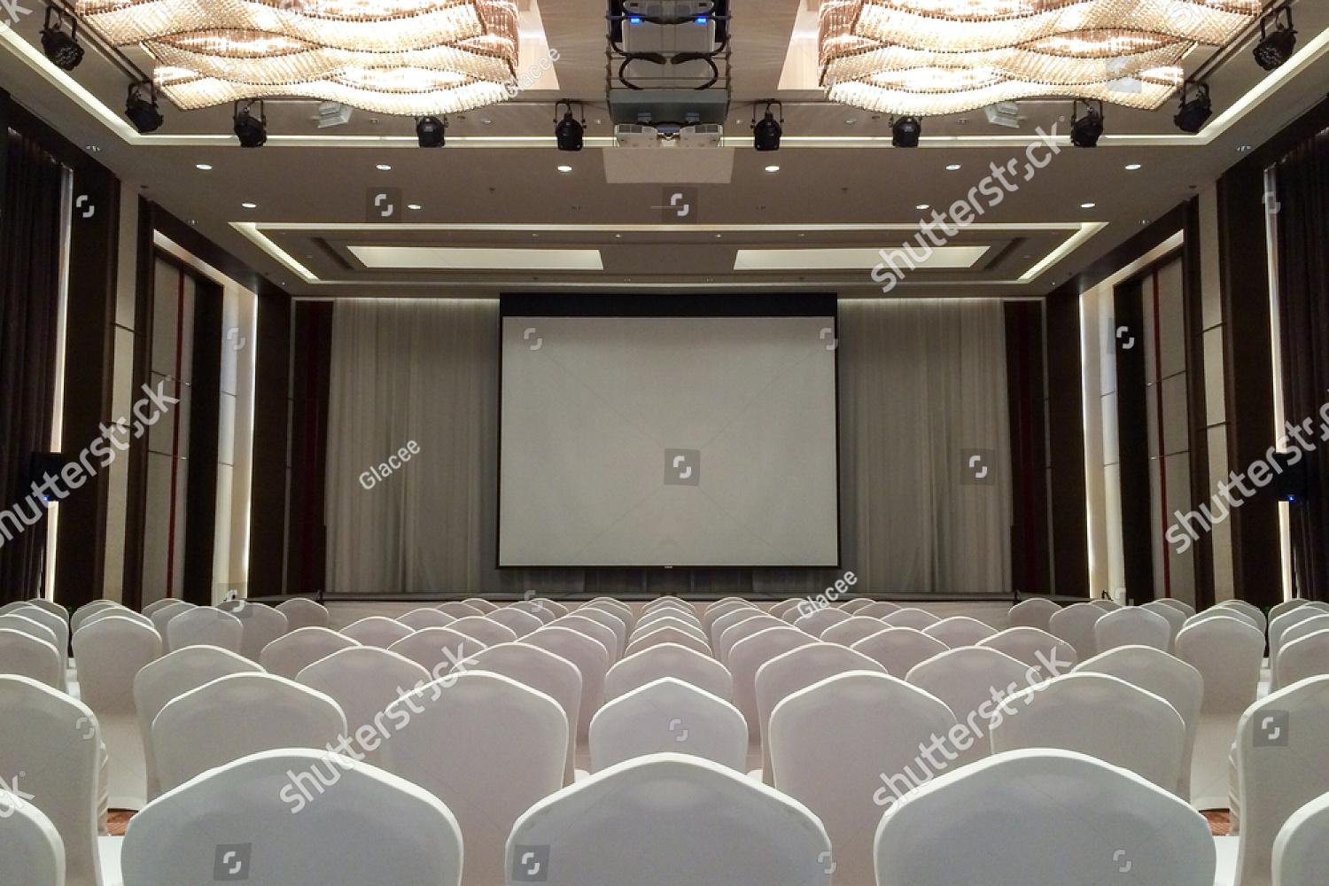 Средний конференц-зал